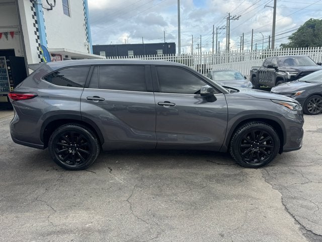 2023 Toyota Highlander LE