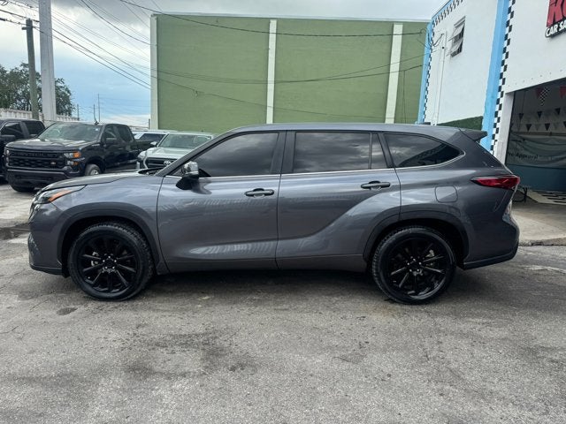 2023 Toyota Highlander LE