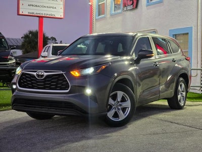 2023 Toyota Highlander LE