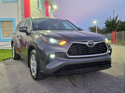 2023 Toyota Highlander LE