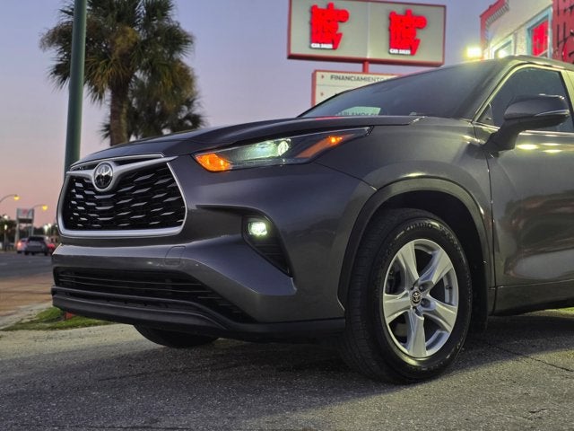 2023 Toyota Highlander LE