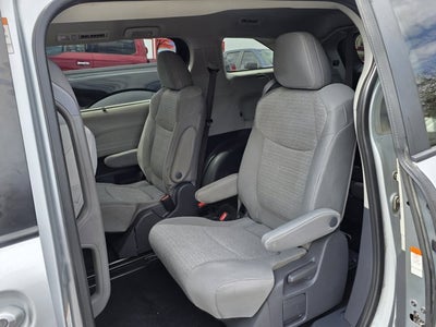 2021 Toyota Sienna LE