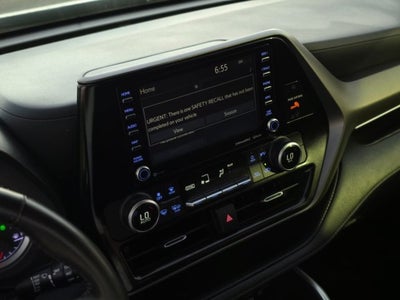 2021 Toyota Highlander LE
