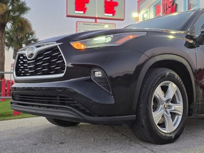 2021 Toyota Highlander LE