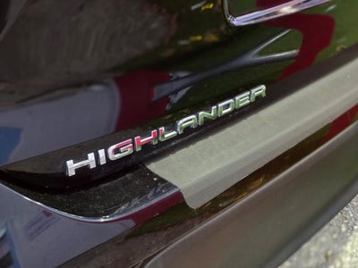 2021 Toyota Highlander LE