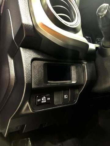 2018 Toyota Tacoma SR5