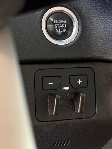 2023 Toyota Tundra 4WD SR5