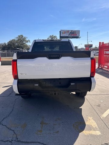 2023 Toyota Tundra 4WD SR5