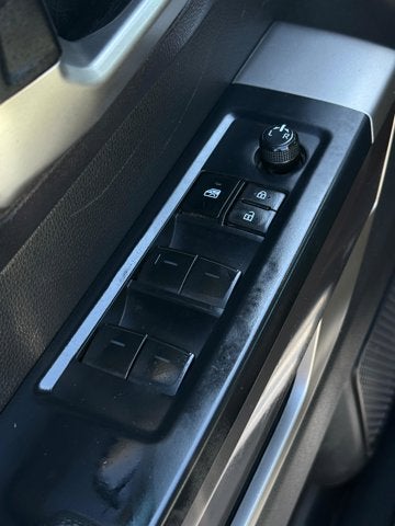 2023 Toyota Tundra 4WD SR5