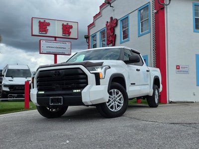 2024 Toyota Tundra 4WD SR5