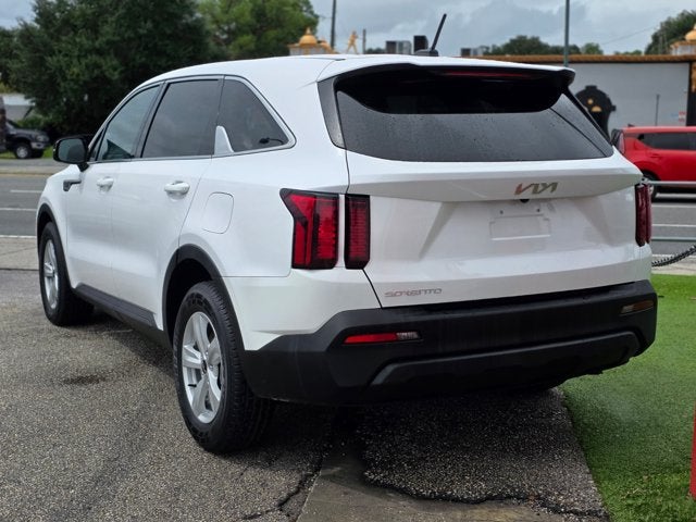 2023 Kia Sorento LX