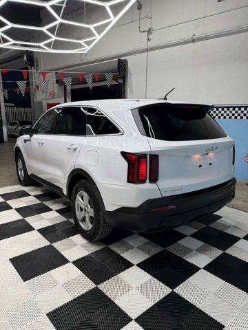 2023 Kia Sorento LX