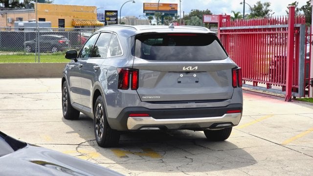 2024 Kia Sorento S