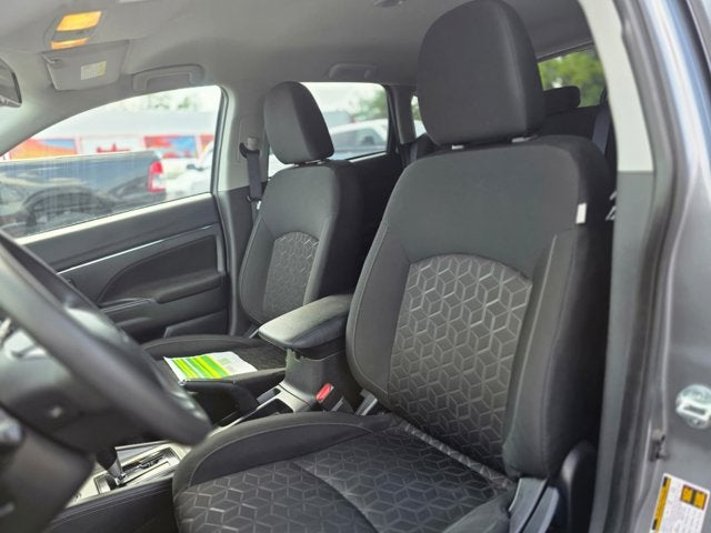 2024 Mitsubishi Outlander Sport S