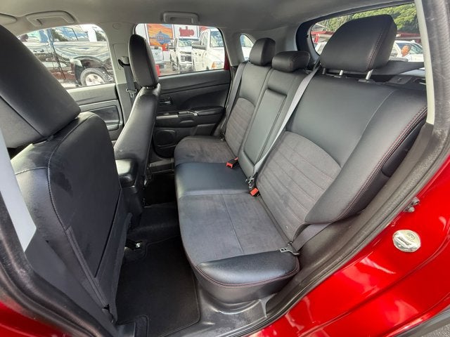 2025 Mitsubishi Outlander Sport SE
