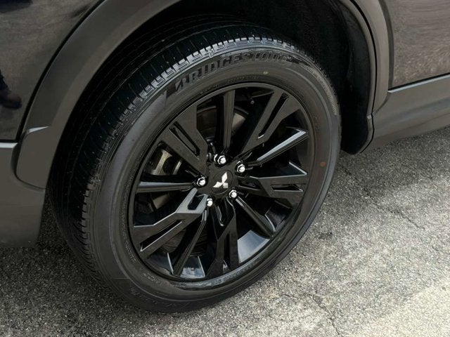 2024 Mitsubishi Eclipse Cross LE