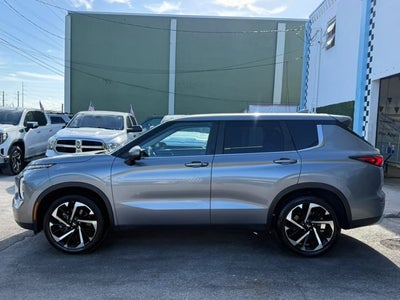 2024 Mitsubishi Outlander SE Black Edition