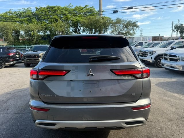 2024 Mitsubishi Outlander SE Black Edition