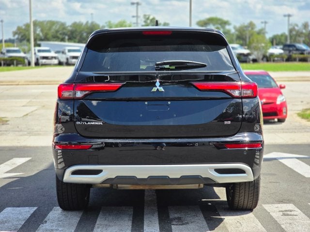 2024 Mitsubishi Outlander SE Black Edition