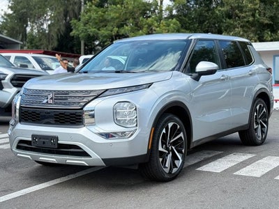 2024 Mitsubishi Outlander SE Black Edition