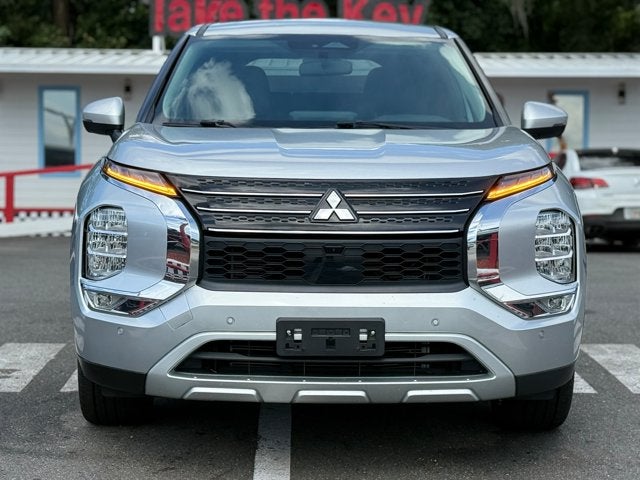 2024 Mitsubishi Outlander SE Black Edition