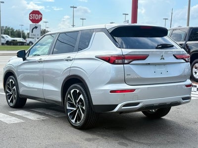 2024 Mitsubishi Outlander SE Black Edition