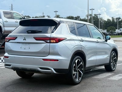 2024 Mitsubishi Outlander SE Black Edition
