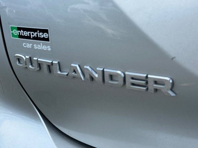 2024 Mitsubishi Outlander SE Black Edition