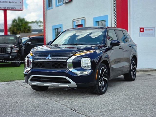 2024 Mitsubishi Outlander SE Black Edition