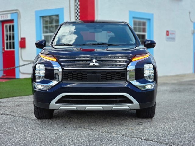 2024 Mitsubishi Outlander SE Black Edition