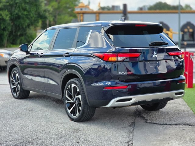 2024 Mitsubishi Outlander SE Black Edition