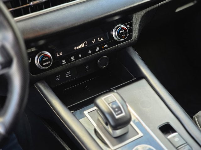 2024 Mitsubishi Outlander SE Black Edition