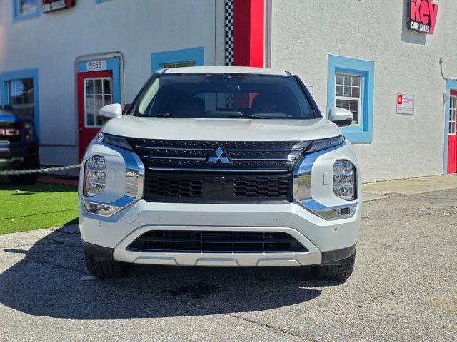 2024 Mitsubishi Outlander SE Black Edition