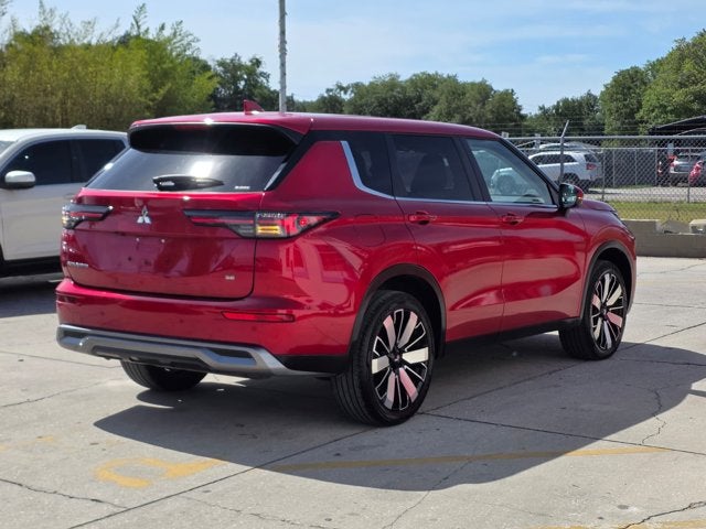 2025 Mitsubishi Outlander SE