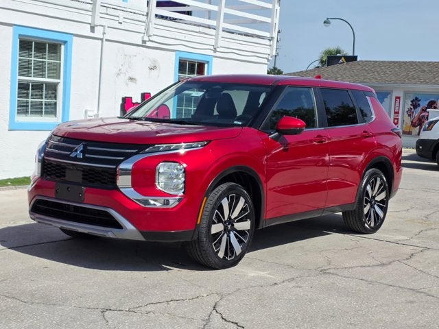2025 Mitsubishi Outlander SE
