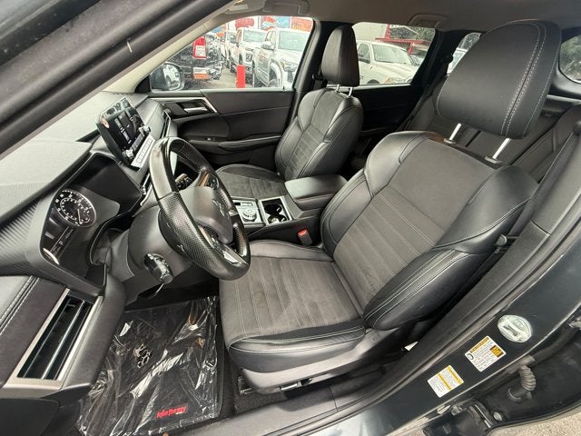 2024 Mitsubishi Outlander SE Black Edition