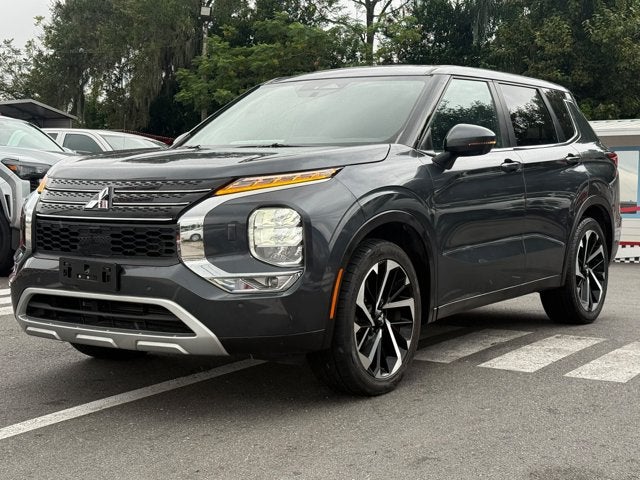 2024 Mitsubishi Outlander SE Black Edition