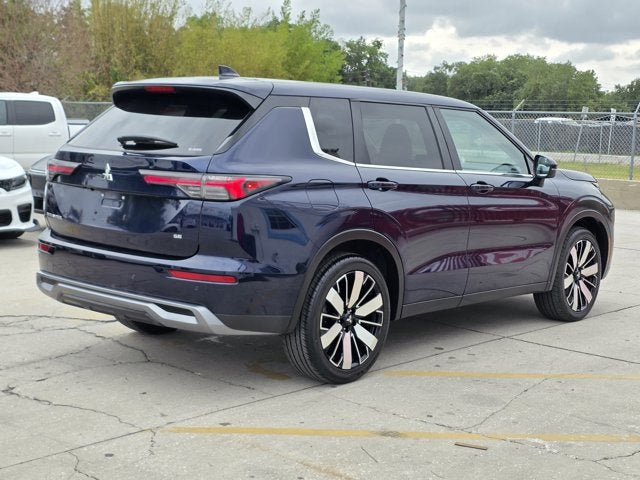 2025 Mitsubishi Outlander SE