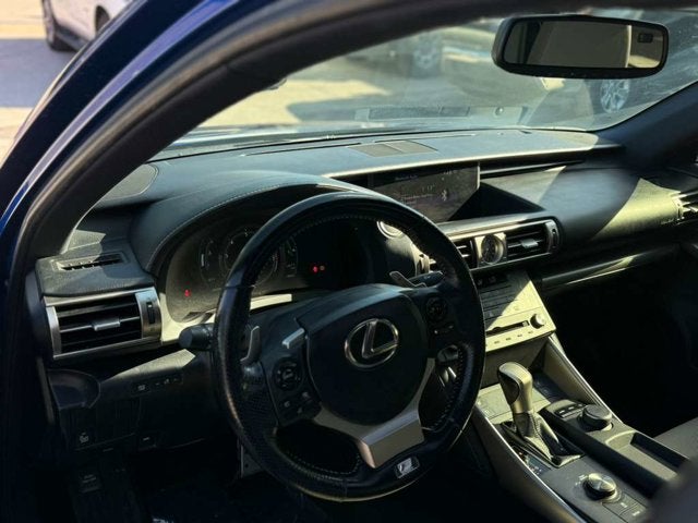 2016 Lexus IS 200t 4dr Sdn