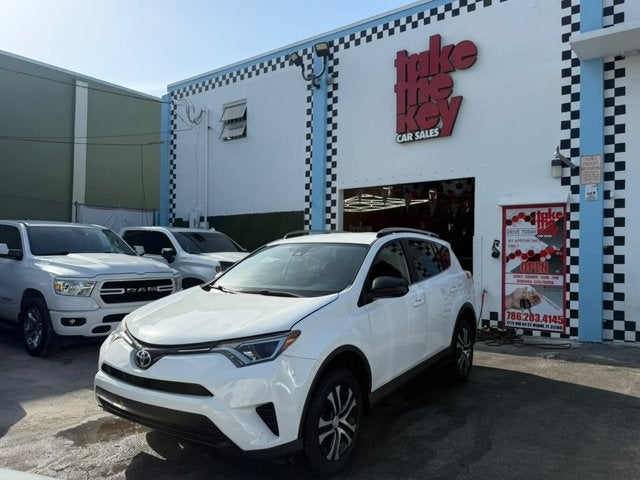 2018 Toyota RAV4 LE
