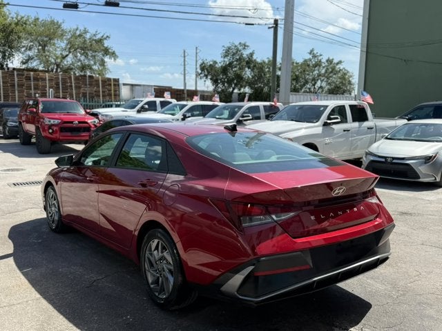 2024 Hyundai Elantra SEL