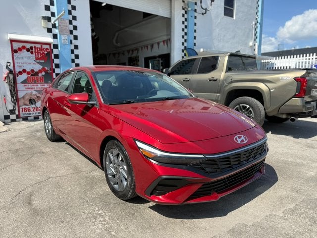 2024 Hyundai Elantra SEL