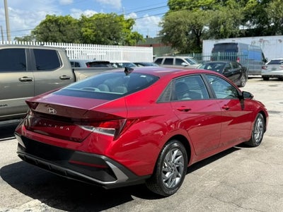 2024 Hyundai Elantra SEL