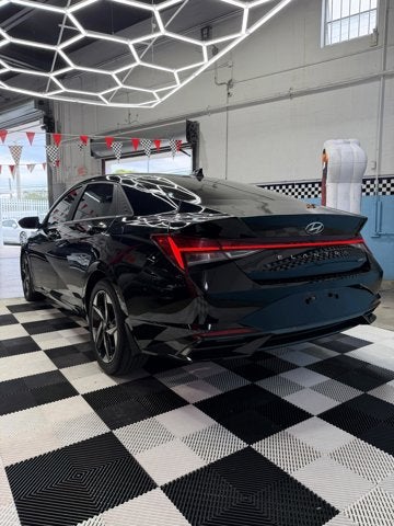 2022 Hyundai Elantra Limited