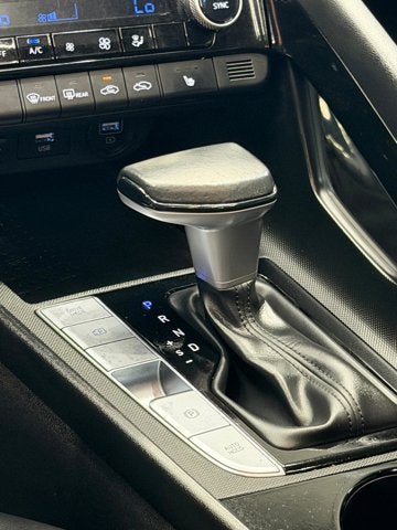 2022 Hyundai Elantra Limited