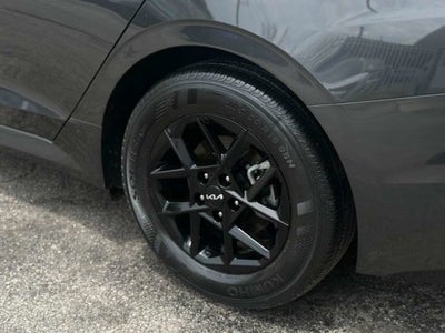 2025 Kia K5 LXS