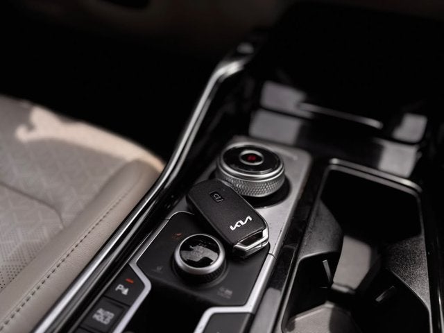 2022 Kia Sorento Plug-In Hybrid SX