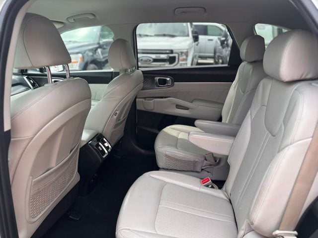 2022 Kia Sorento Plug-In Hybrid SX