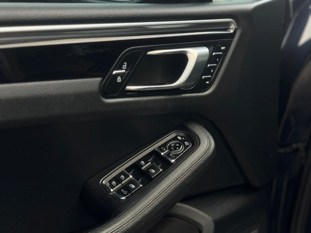 2020 Porsche Macan S