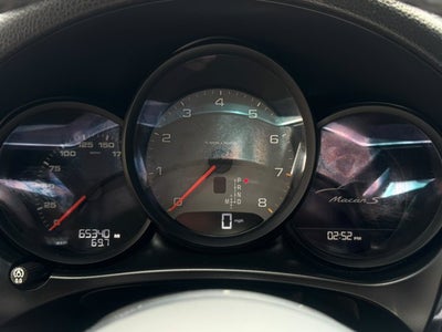 2020 Porsche Macan S